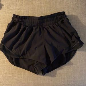 Lululemon Hotty Hot Shorts!